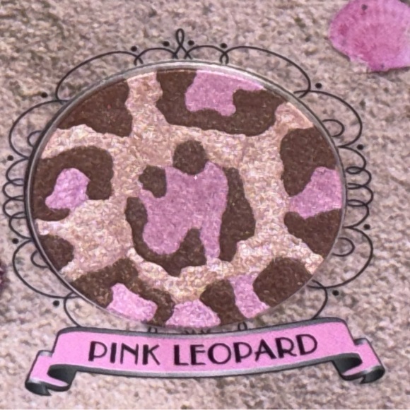 Too Faced The Bronzed And The Beautiful - Picture 6 of 8